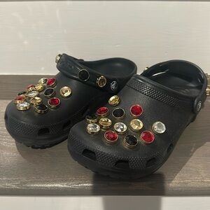 Jeweled Crocs - size 7